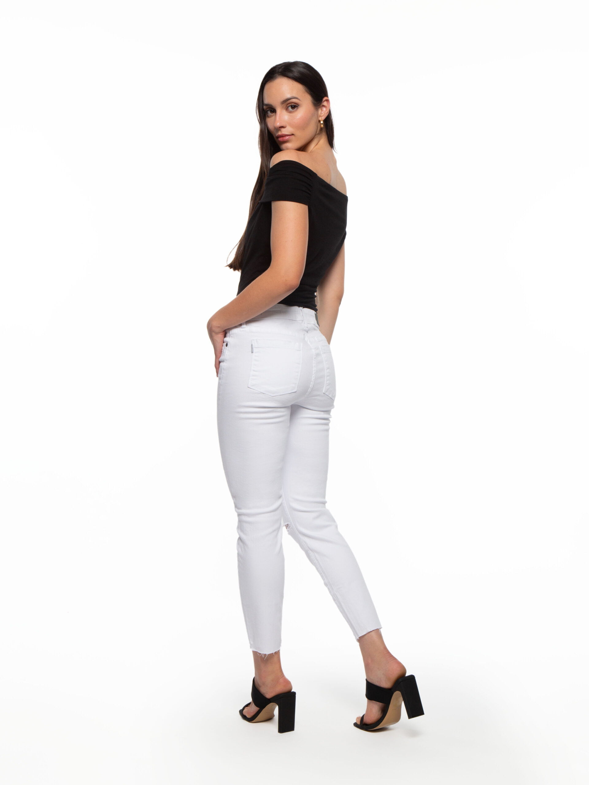 Bowery Crop Skinny w/Raw Hem in Eternal White Destroy