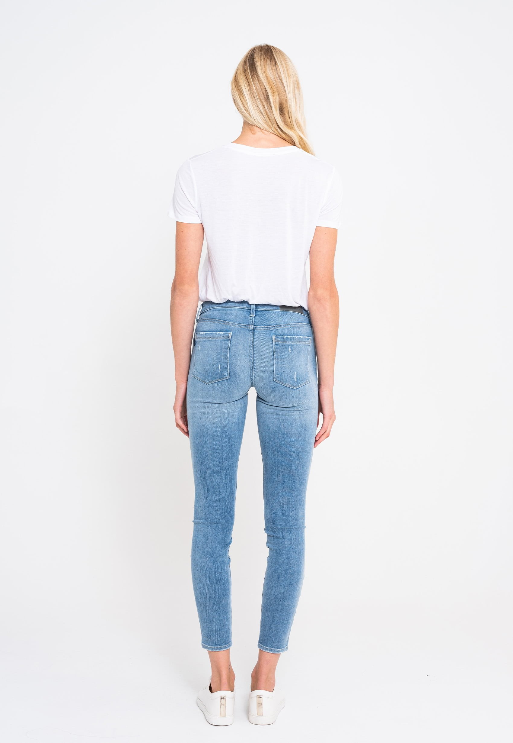 Kam Skinny in Laguna