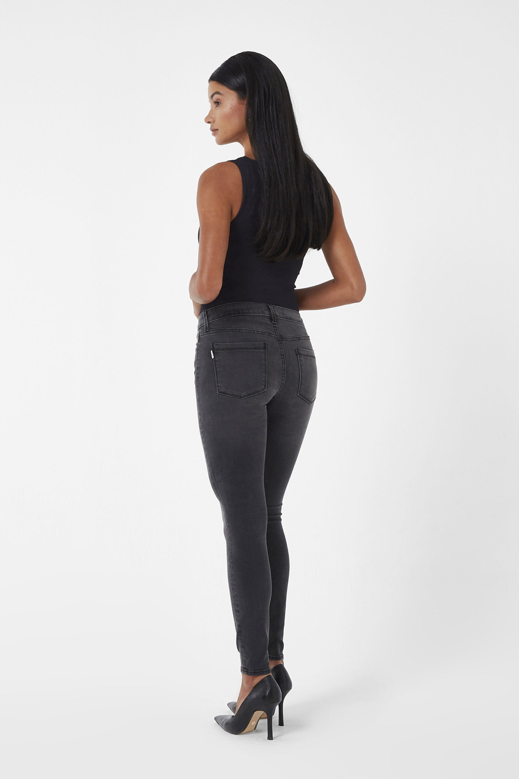 Kam Skinny in Point Break